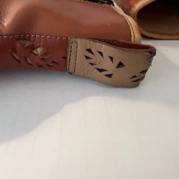 Timberland Brown Leather Ankle Boots Zip Closure Block Heels ~ Women's Size 10W - Picture 2 of 15